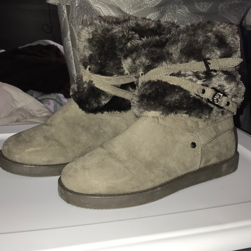 Winter faux fur boots